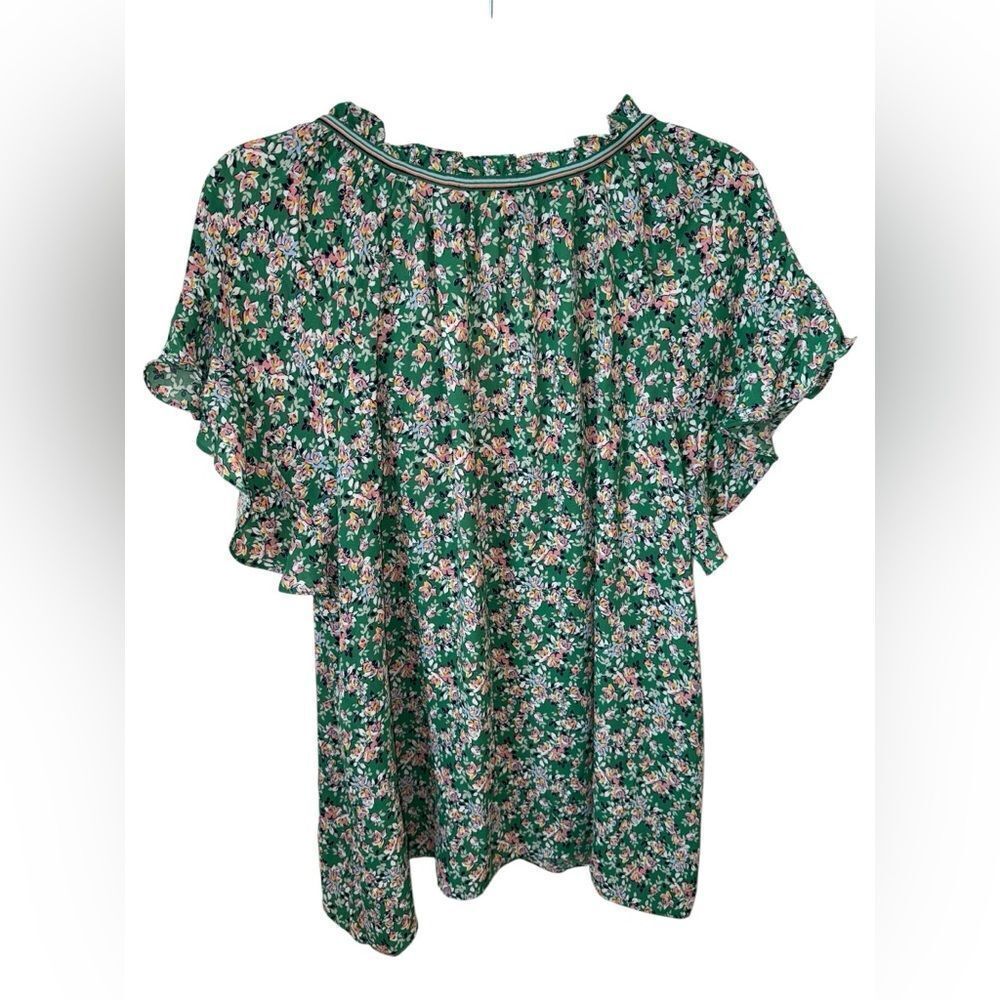 Max Studio Women’s 1X Floral Green Top NWT - Picture 4 of 9